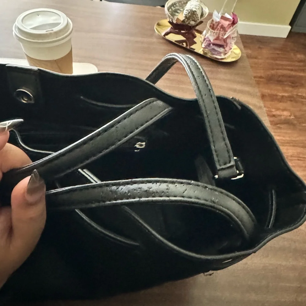 Black Matt and Nat Bucket/Drawstring Bag - Picture 4 of 4